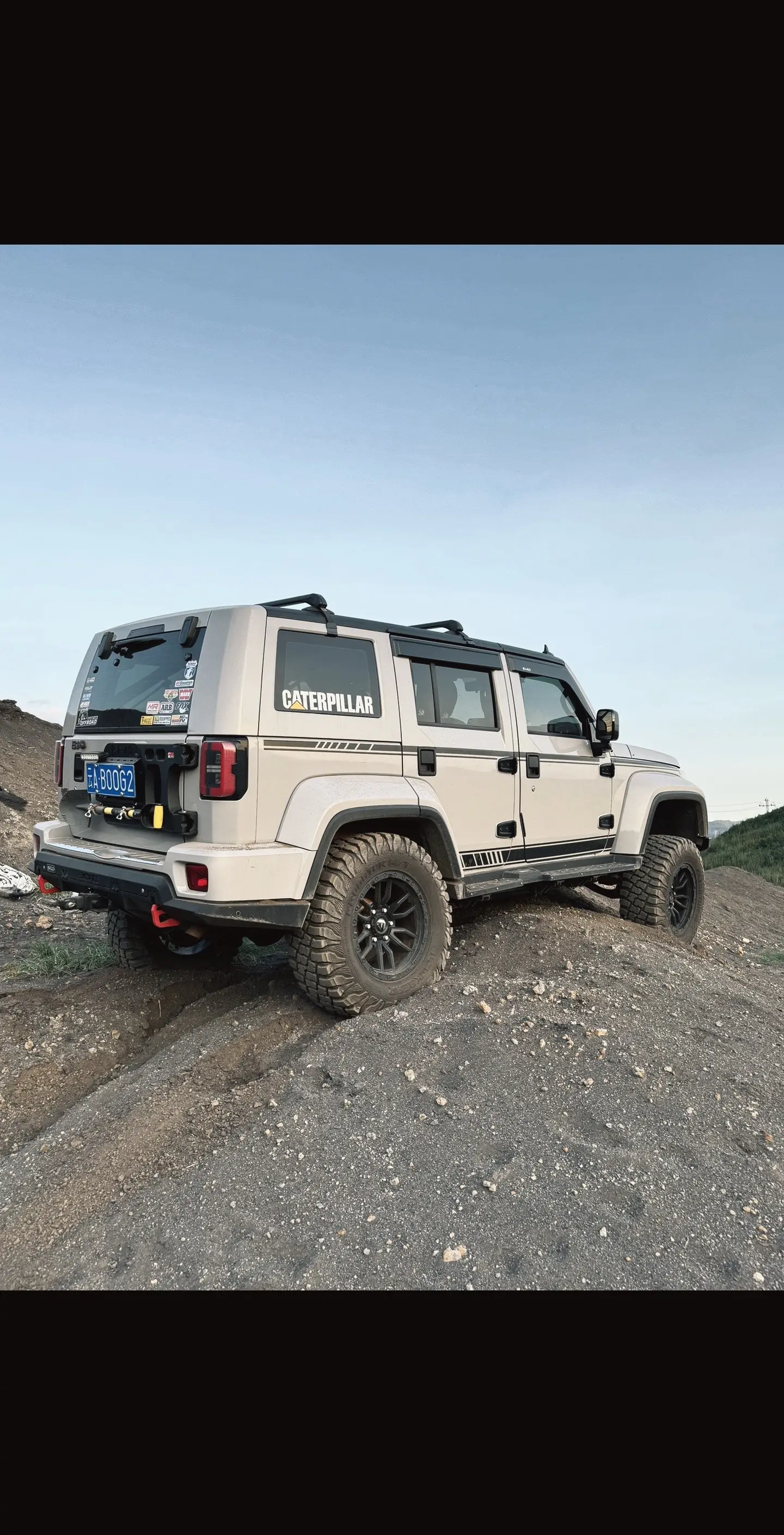 bj40轮胎改装。bj40两寸升高可以装多大轮胎？ 265-65-17...