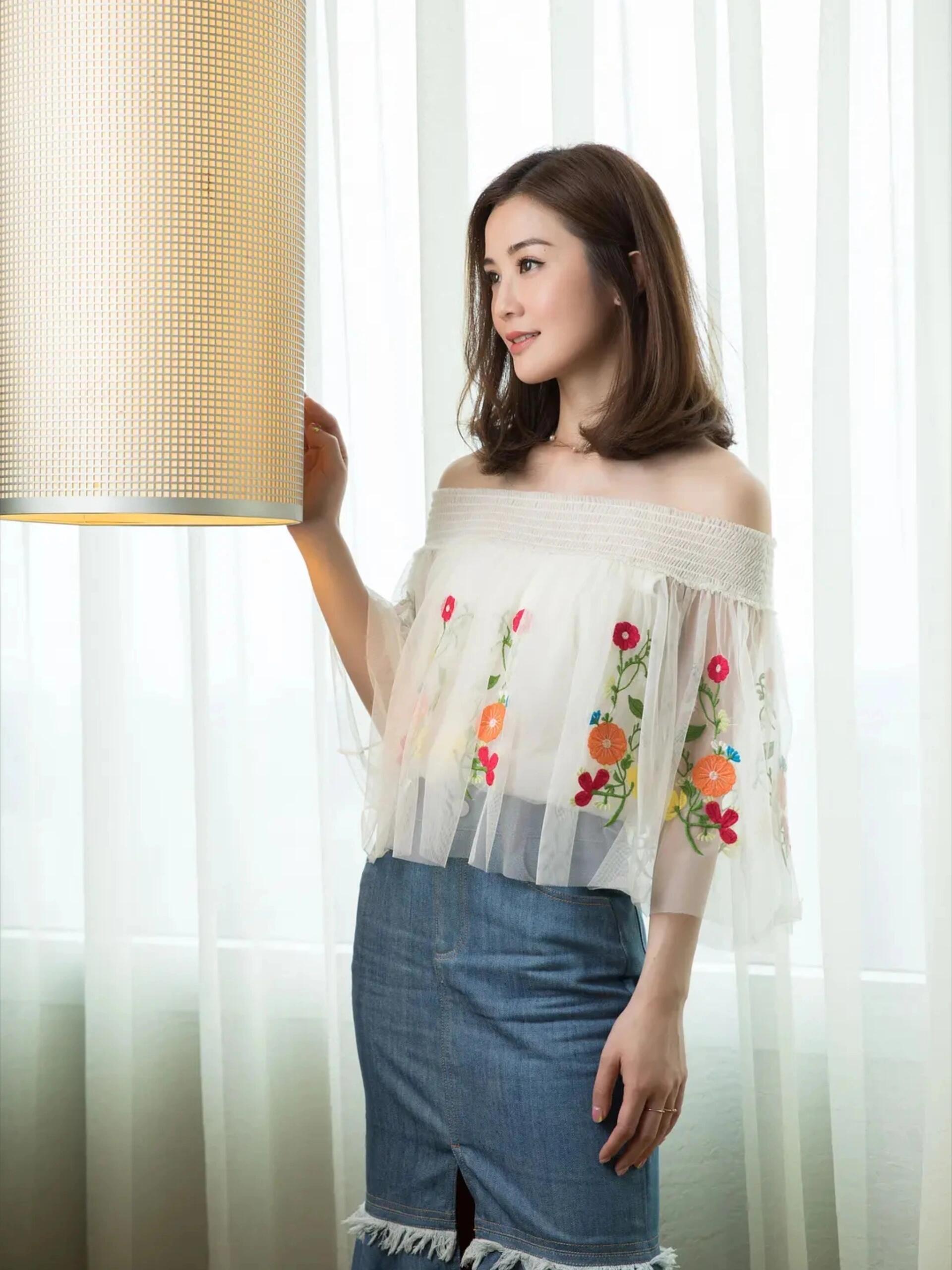 杨九郎听到阿Sa要来的反应阿sa是杨九郎初代女神杨九郎得知阿Sa要来，整个人瞬间