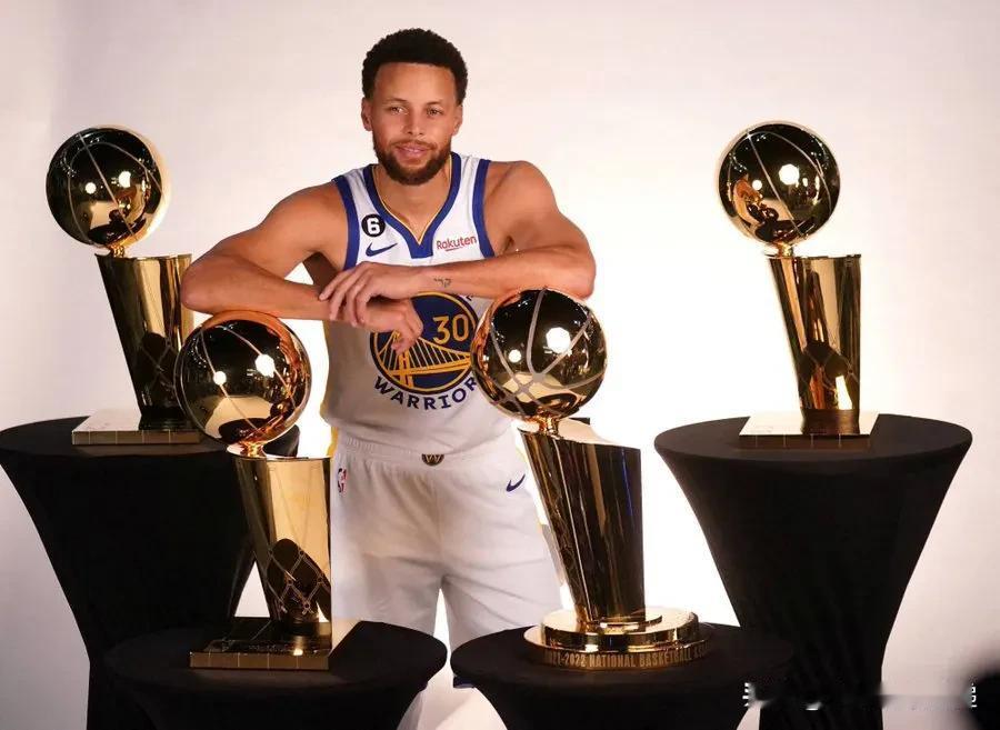 过去 10 场 NBA 总决赛：

2015 年：
有斯蒂芬吗？✅
平均观众人数