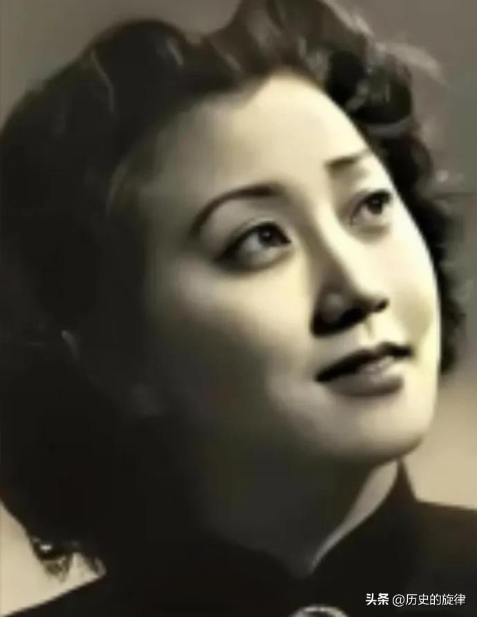 蒋英盖党旗，凭的是自己，不是钱学森的光
 
2012年，92岁的蒋英在睡梦中平静