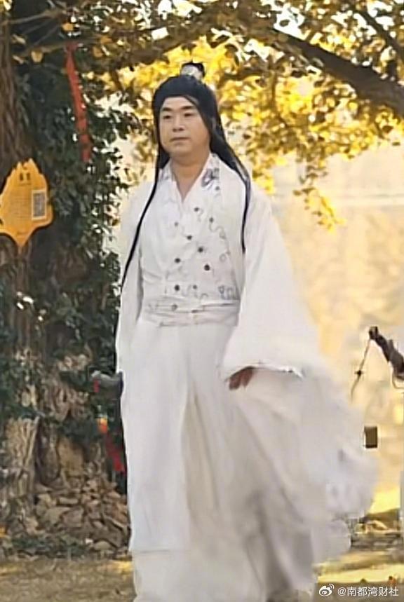 【#随州原文旅局长短视频账号认证取消#！曾回应“扮丑”成网红】#随州原文旅局长回