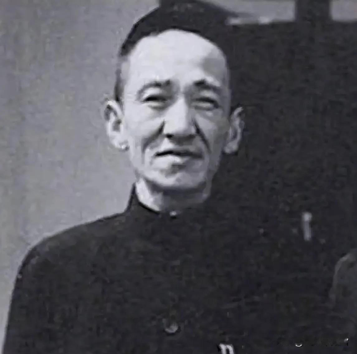 国民党第一支笔陈布雷读完《论持久战》长叹一声：此人若在南京，我当何处容身。

能