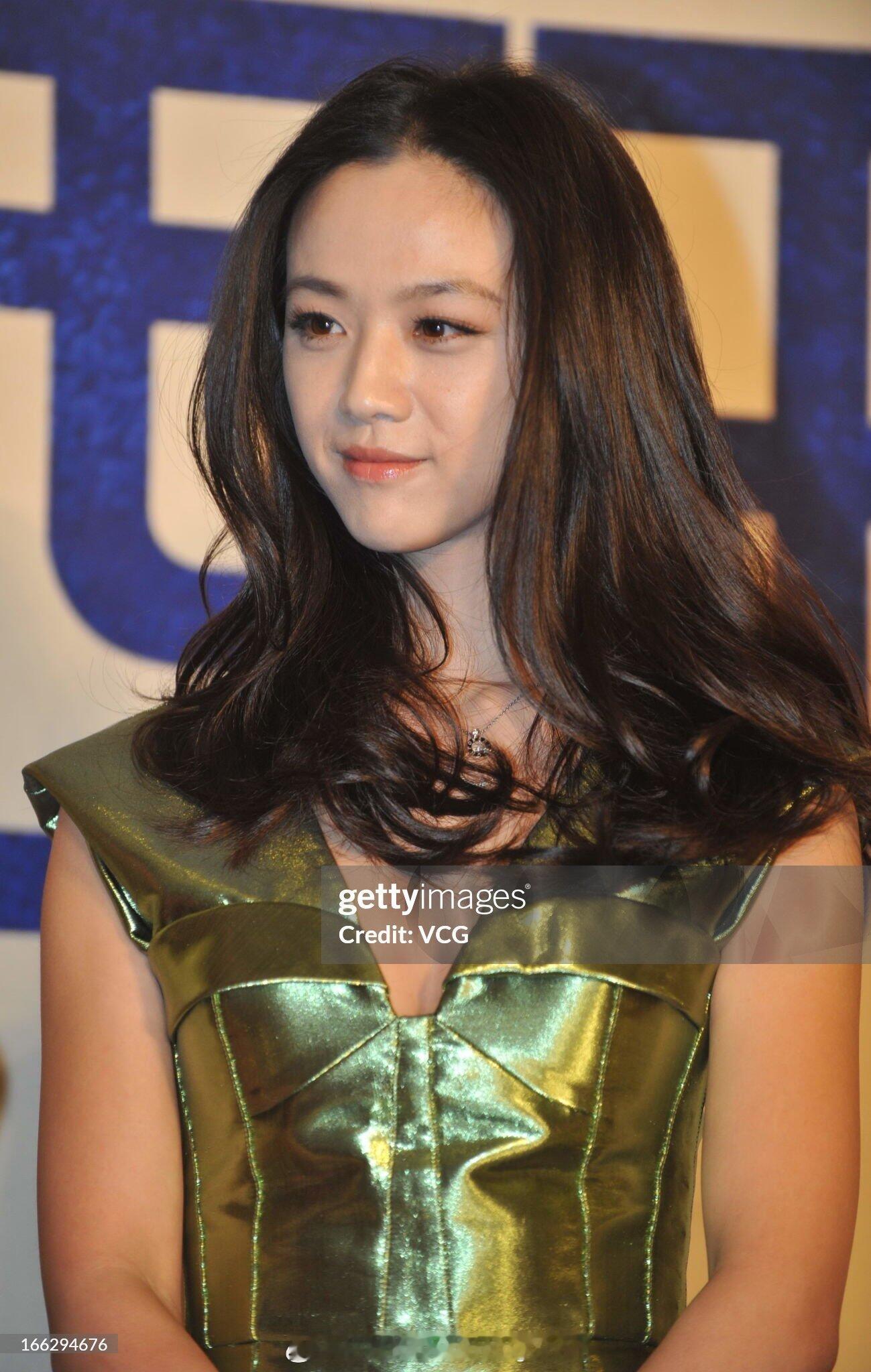 2013年，汤唯为主演的电影《北京遇上西雅图》宣传！记得当年我们英语老师在课休时