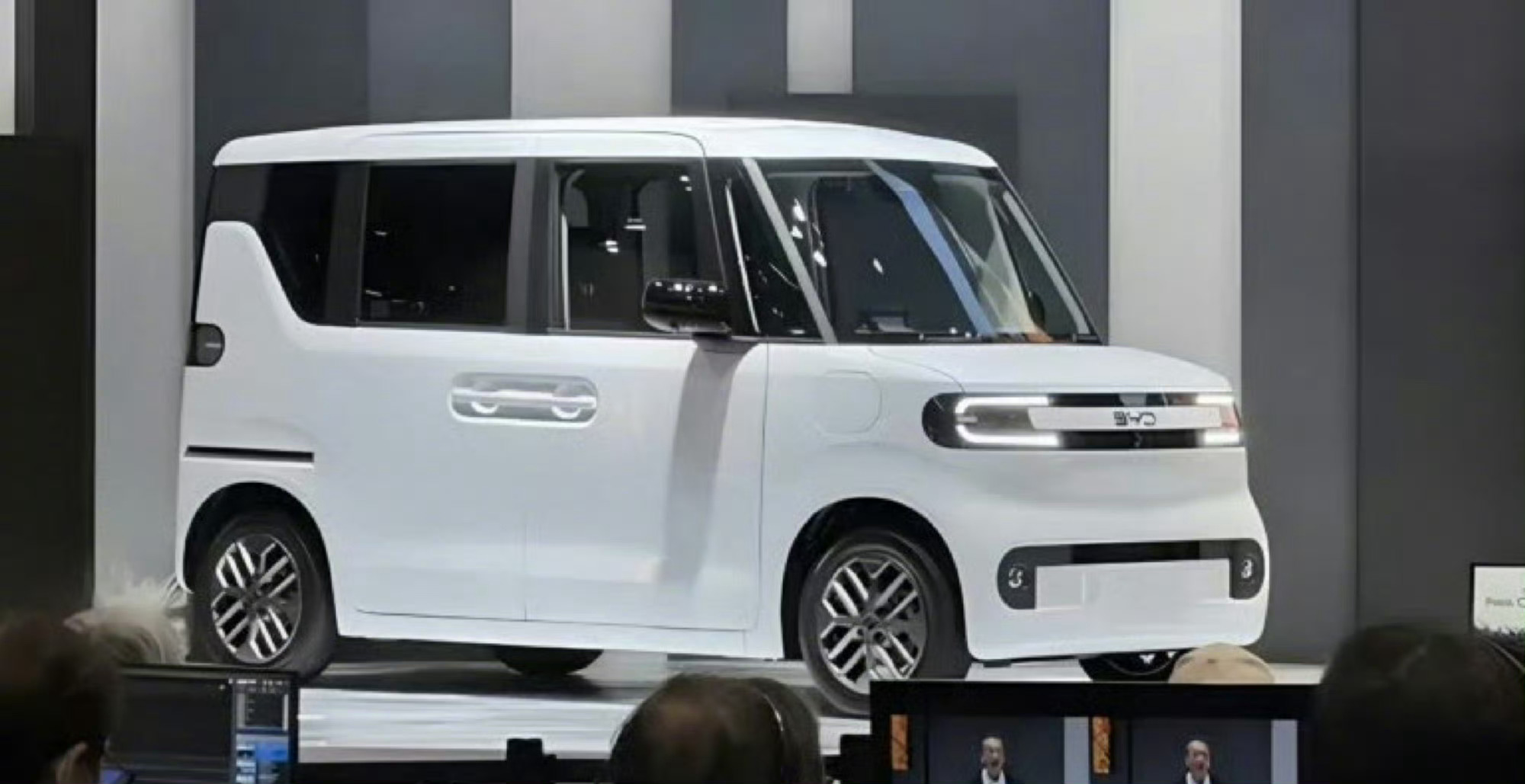 比亚迪在日本市场投放的纯电K Car20kWh电池，续航180 km左右搭配快充