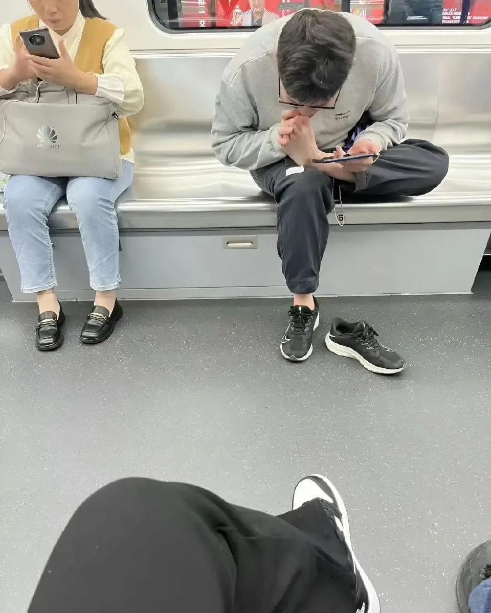 这是什么特殊爱好啊