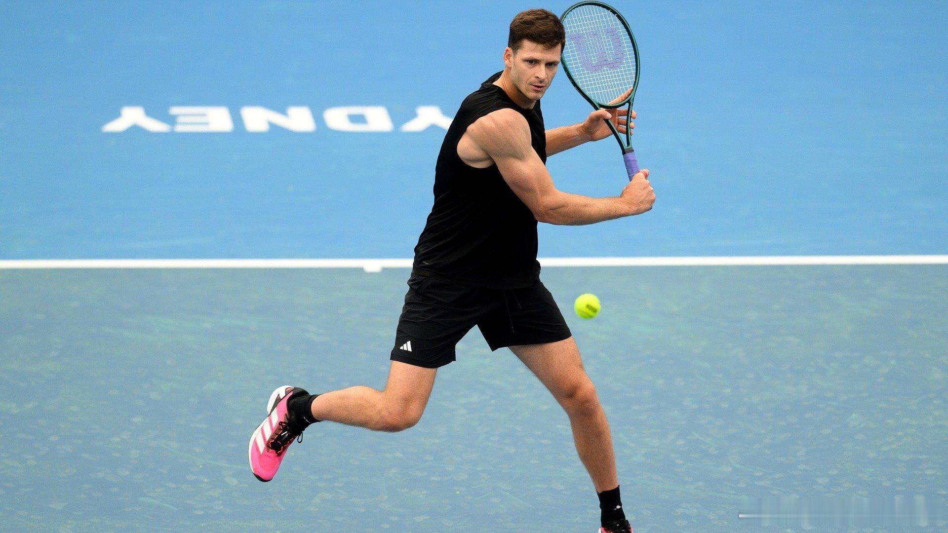 胡媚娘复出了家人们，肌肉练的不错澳网2026体育大赏