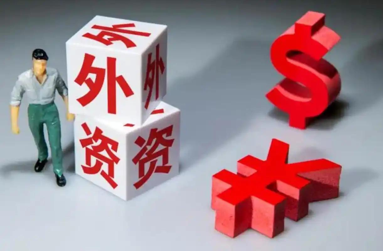 ，在国内找工作，论稳定和合规，排第一的绝对是公务员，其次是外资企业，最让人无奈的