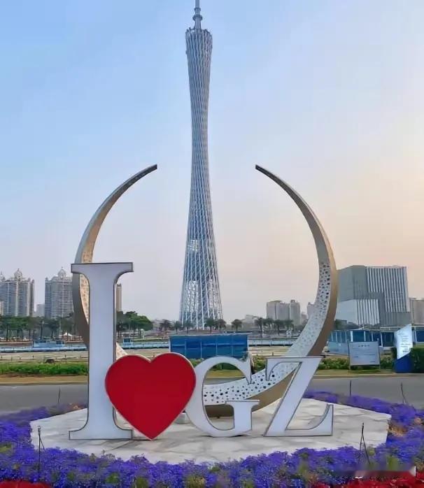 做人别太认真，懂你的人自然懂你。不是每个人都值得去了解的，有的连皮毛都不用了解，