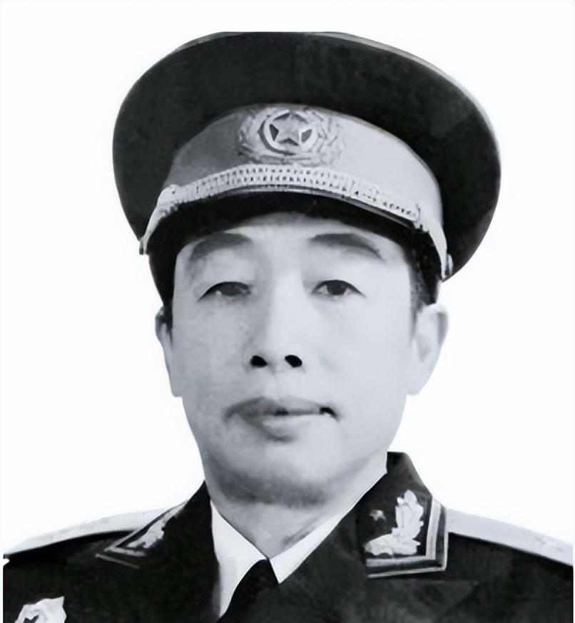 1980年郭化若主编战史时，有人质疑毛泽东思想地位，他采取了怎样的应对措施？
1