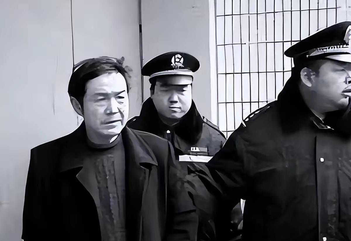 西安高德隆的儿子高明，1998年11月4日被代某、任某等7人伤害致死，其中5人被
