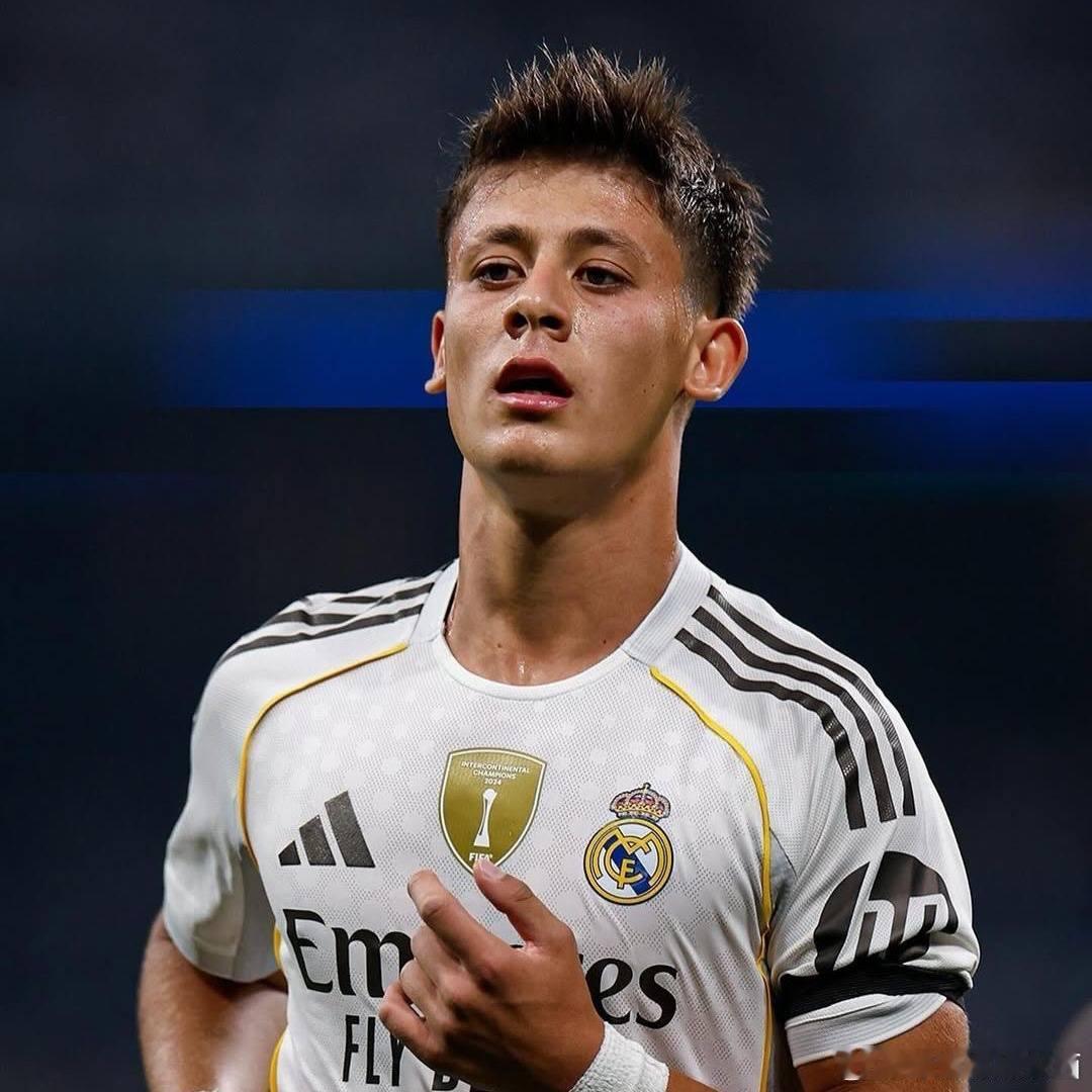 皇马 何塞·路易斯·桑切斯宣布，米利塔奥和居勒尔的本赛季征程已经结束。两人都将缺