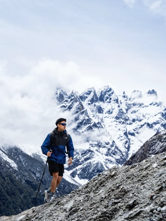 在川西的隐秘之境，与自己的灵魂狭路相逢