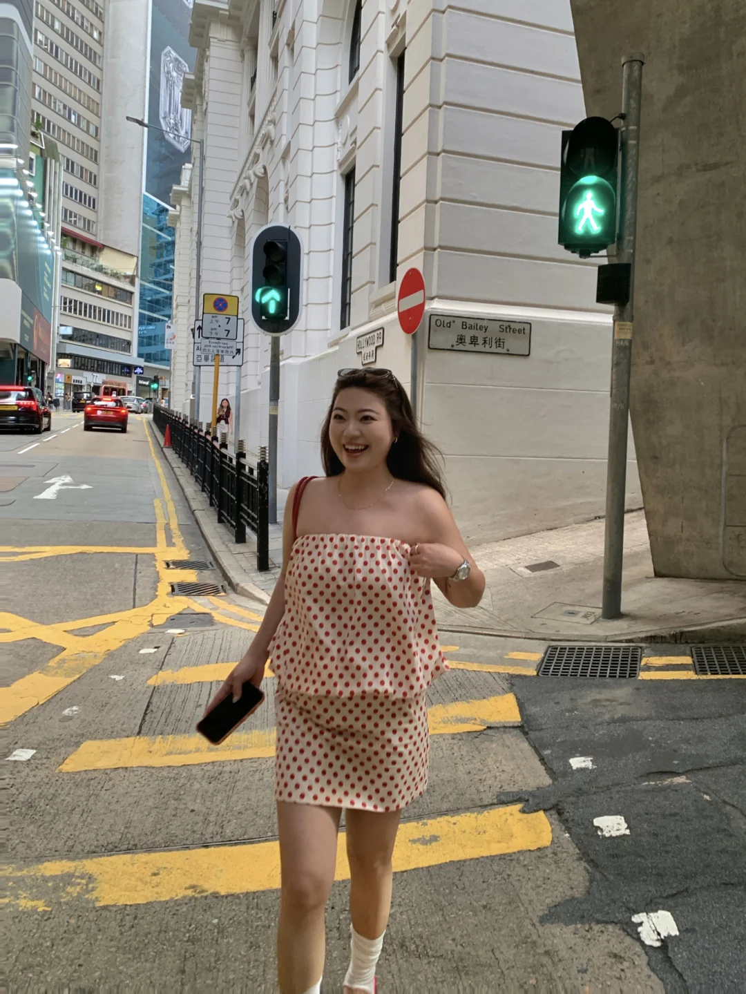 微胖穿搭｜香港🇭🇰的街头拍照📷氛围感拉满！