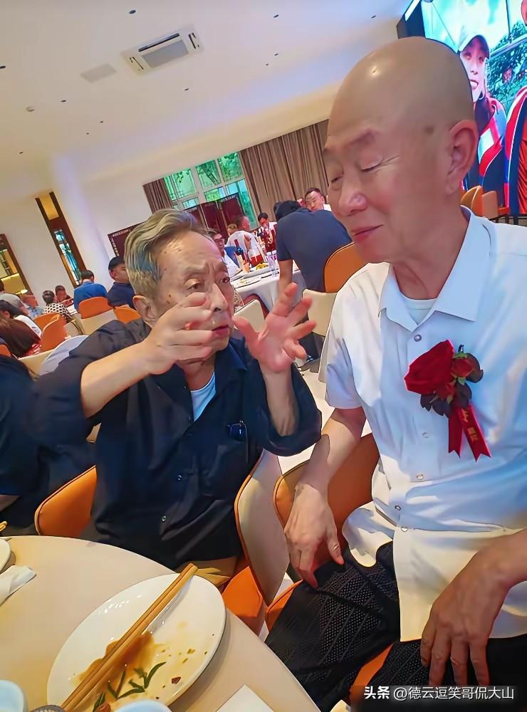 网传相声界赵家与马家老死不相往来，郭德纲亲师伯89岁李伯祥现身马三立玄孙辈活动！