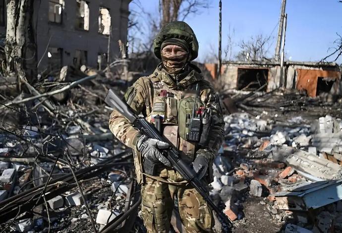 俄乌打了四年，欧洲人可能已经发现，打仗最厉害的欧洲人，不是德国人，也不是法国人，