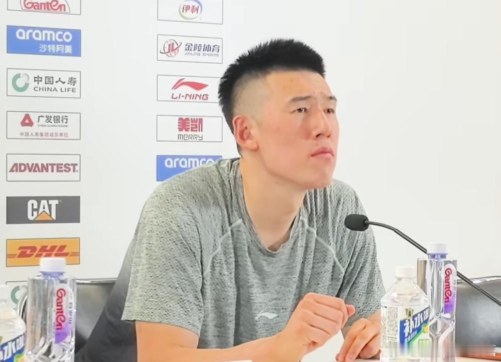 辽宁今天虽然输了，但付豪的表现真不错，9中7的命中率，出战25分钟拿了15分，特