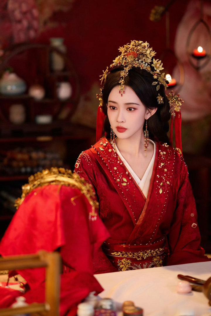 孟子义打的就是逆风局孟子义逆风局实力🫧靠综艺扭转全网风评，凭剧集收割热度，双向
