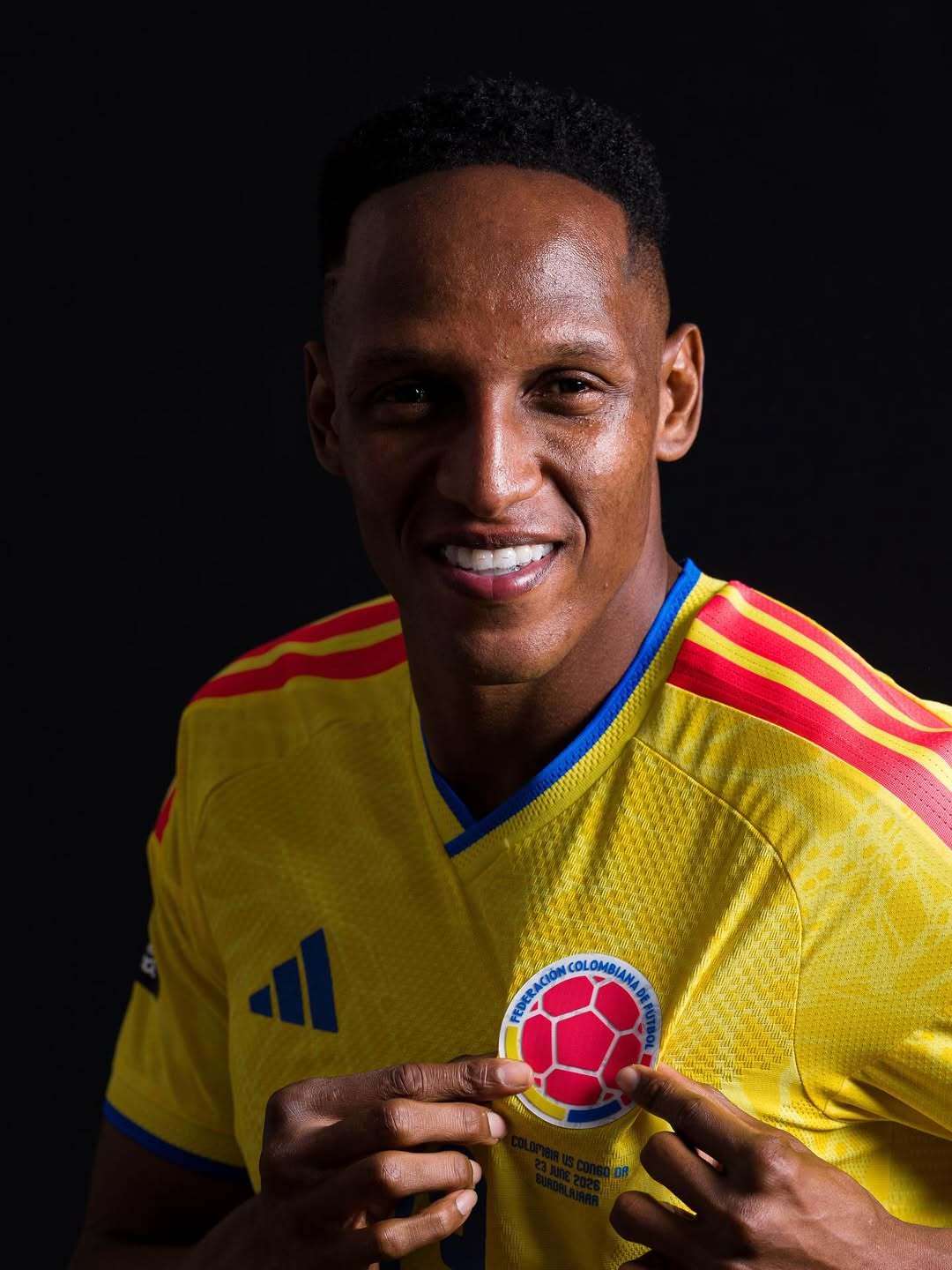 🇨🇴 恭喜米纳跟随哥伦比亚队收获世界杯首胜！卡利亚里围观世界杯