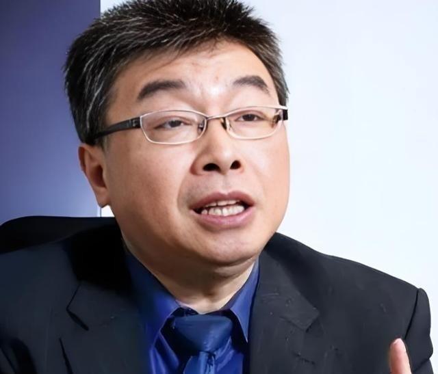 朱立伦继续凸显自身存在感！8月23日，朱立伦刊文表示，当年的八二三炮战，是一场“