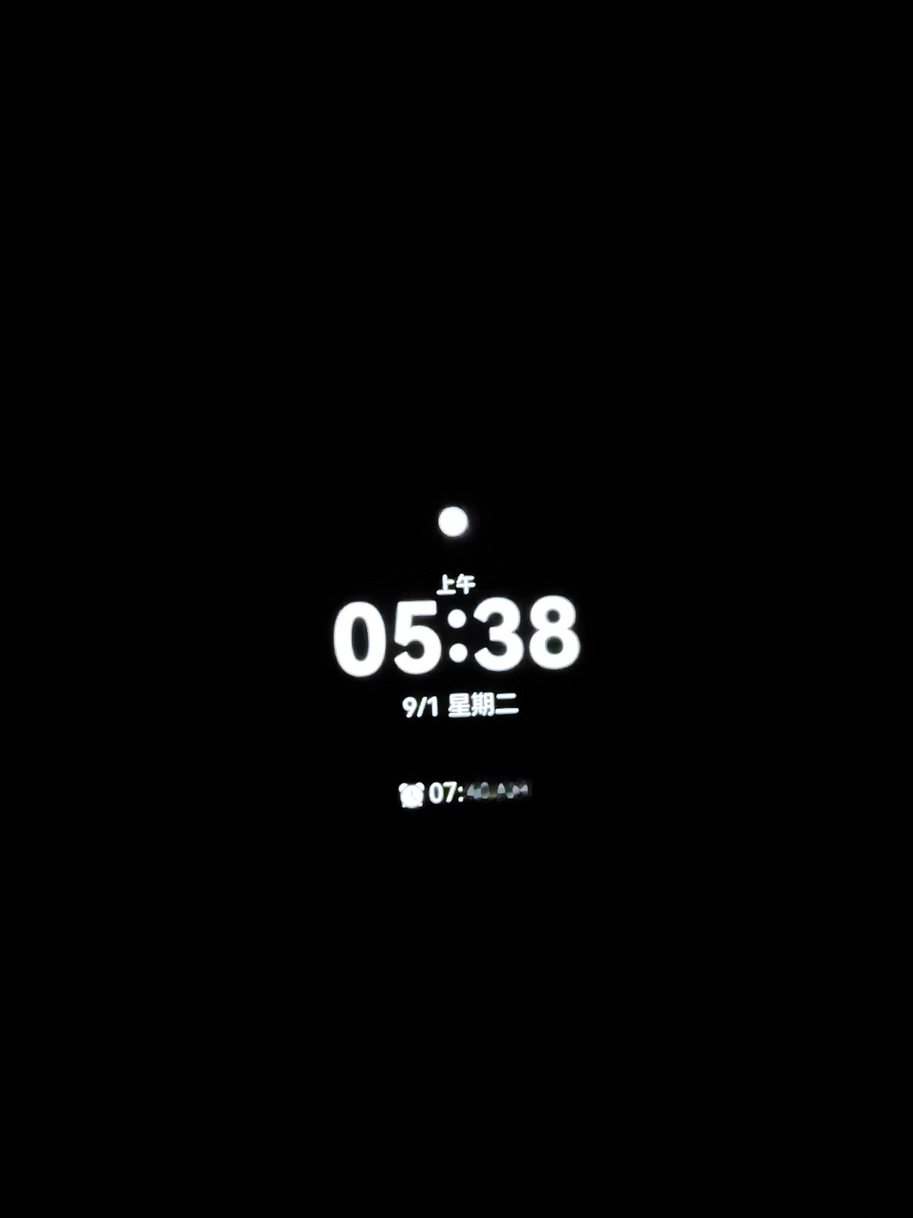 第一次带睡。夜里一点醒一次，接近五点醒一次，大半夜的醒来两次喂奶了。不知道自己能
