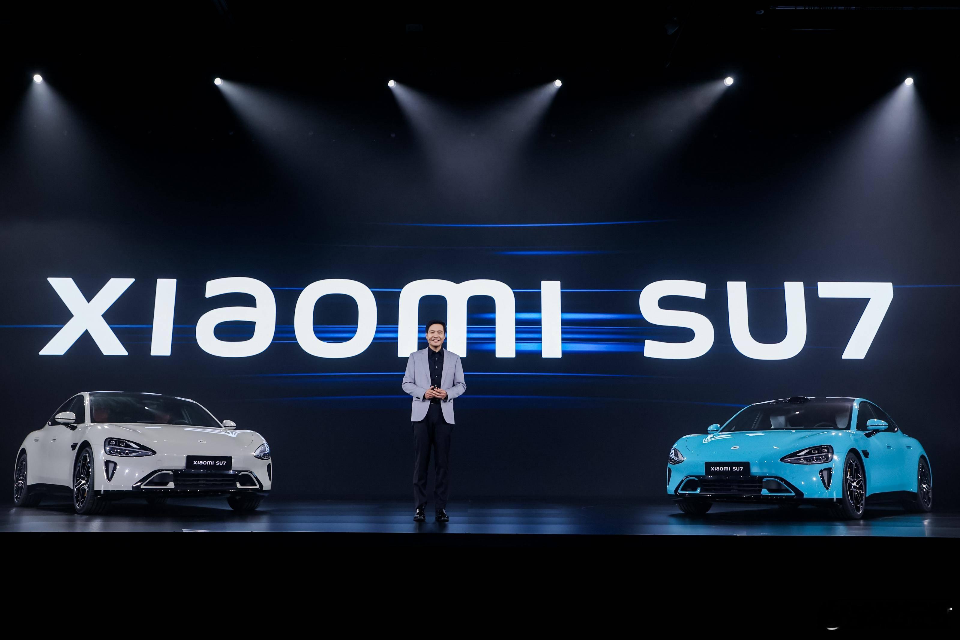 卢伟冰：小米汽车预计将于本周完成全年35万台的年度交付目标。小米财报显示，今年前