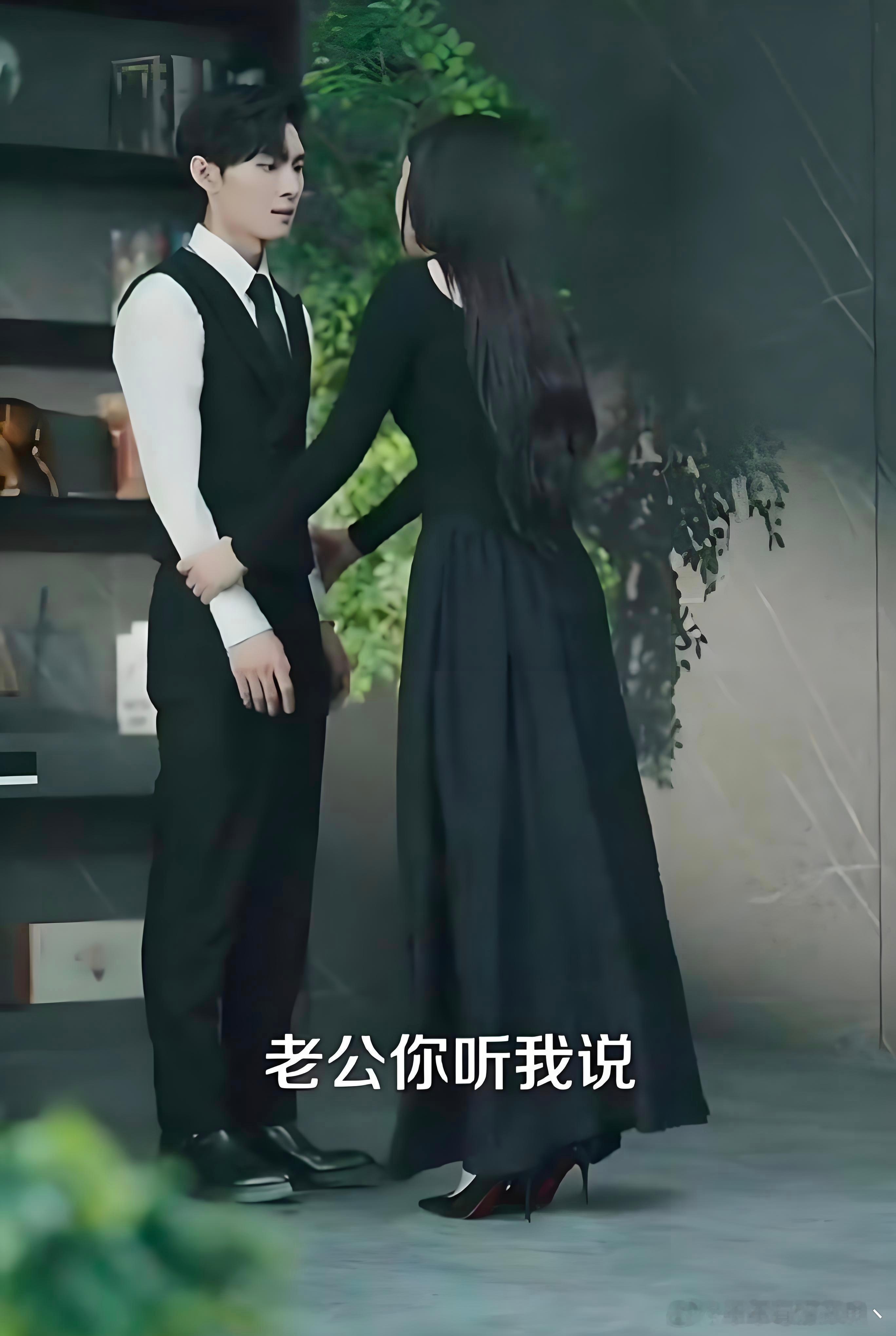 能不能给短剧里的孕妇安排一双平底鞋了