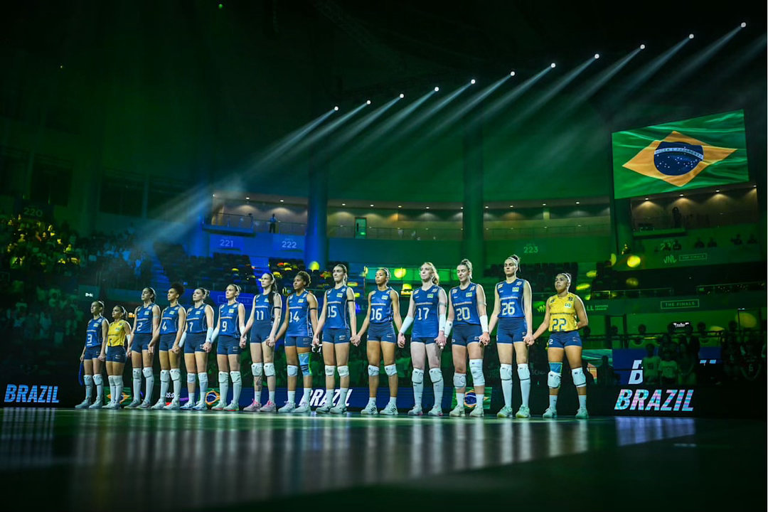 随着巴西🇧🇷3:1战胜日本🇯🇵也就意味着中国女排今年在亚锦赛前将不会遇到