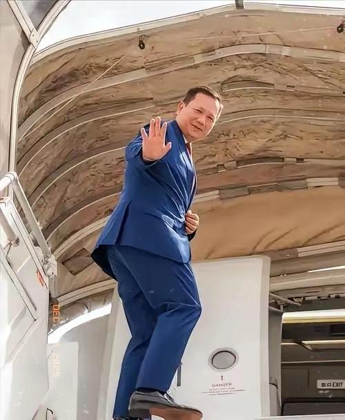 洪玛奈没想到，
​​中国的反制来得这么快。
​​洪玛奈大概到现在都没缓过神，他满