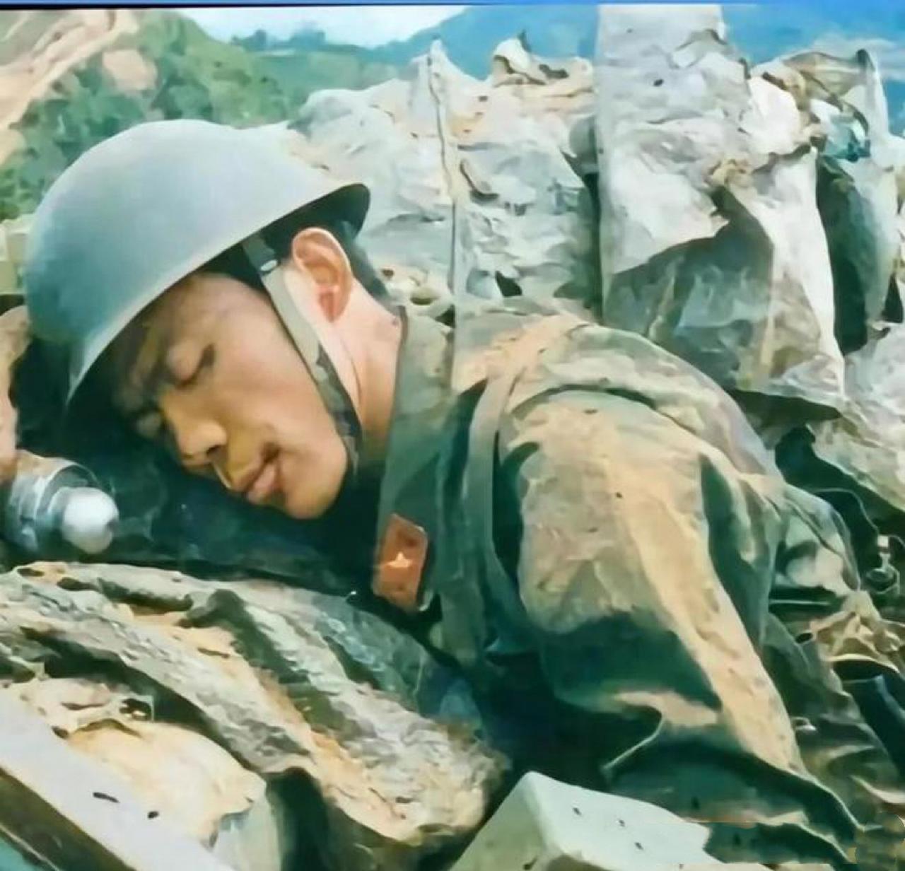 王爱军烈士牺牲后，其年迈的父母承受独子牺牲的巨大悲痛，一辈子珍藏着儿子的遗物，至