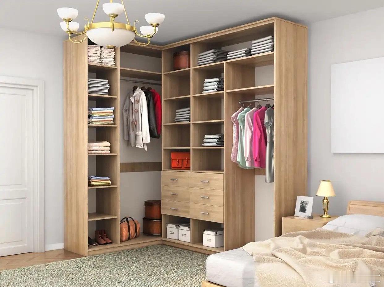 冷空气返场厚衣服先别收 刚把厚外套塞进衣柜角落，冷空气就杀了个“回马枪”！这两天