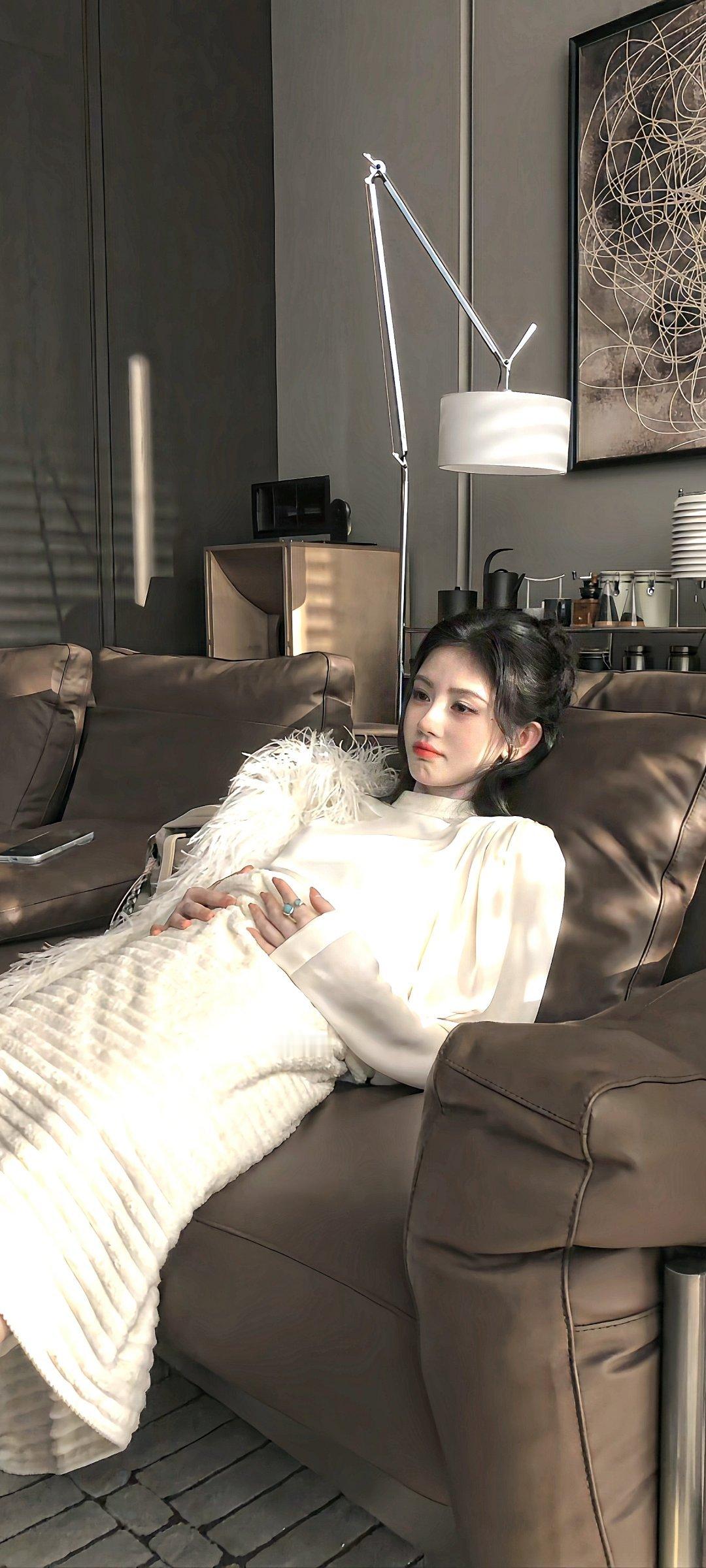 鞠婧祎超清壁纸更新🤍🪽°*:.☆(￣▽￣)/$:*.°★* 。鞠婧祎鞠婧祎壁