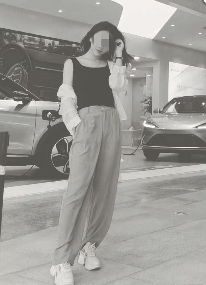 女子被“未婚”男友骗钱骗感情，负债累累后自杀，家人怒告诈骗却不被立案！法院判男方