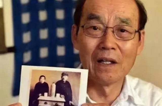 1994年，在被中国收养近50年后，日本遗孤赵连栋在踏上日本国土之后，再也没有给