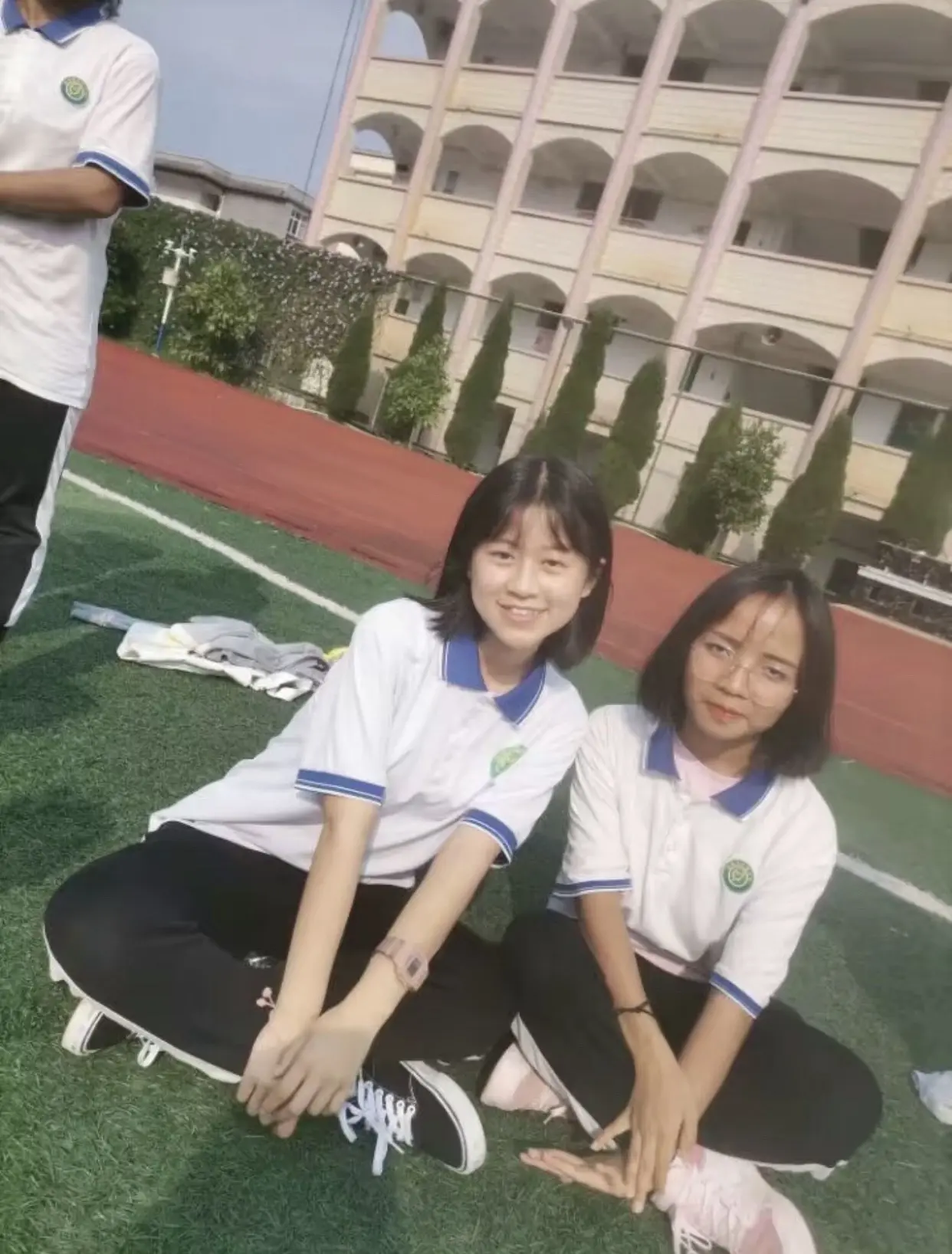 一不小心我们也成为了多年的挚友