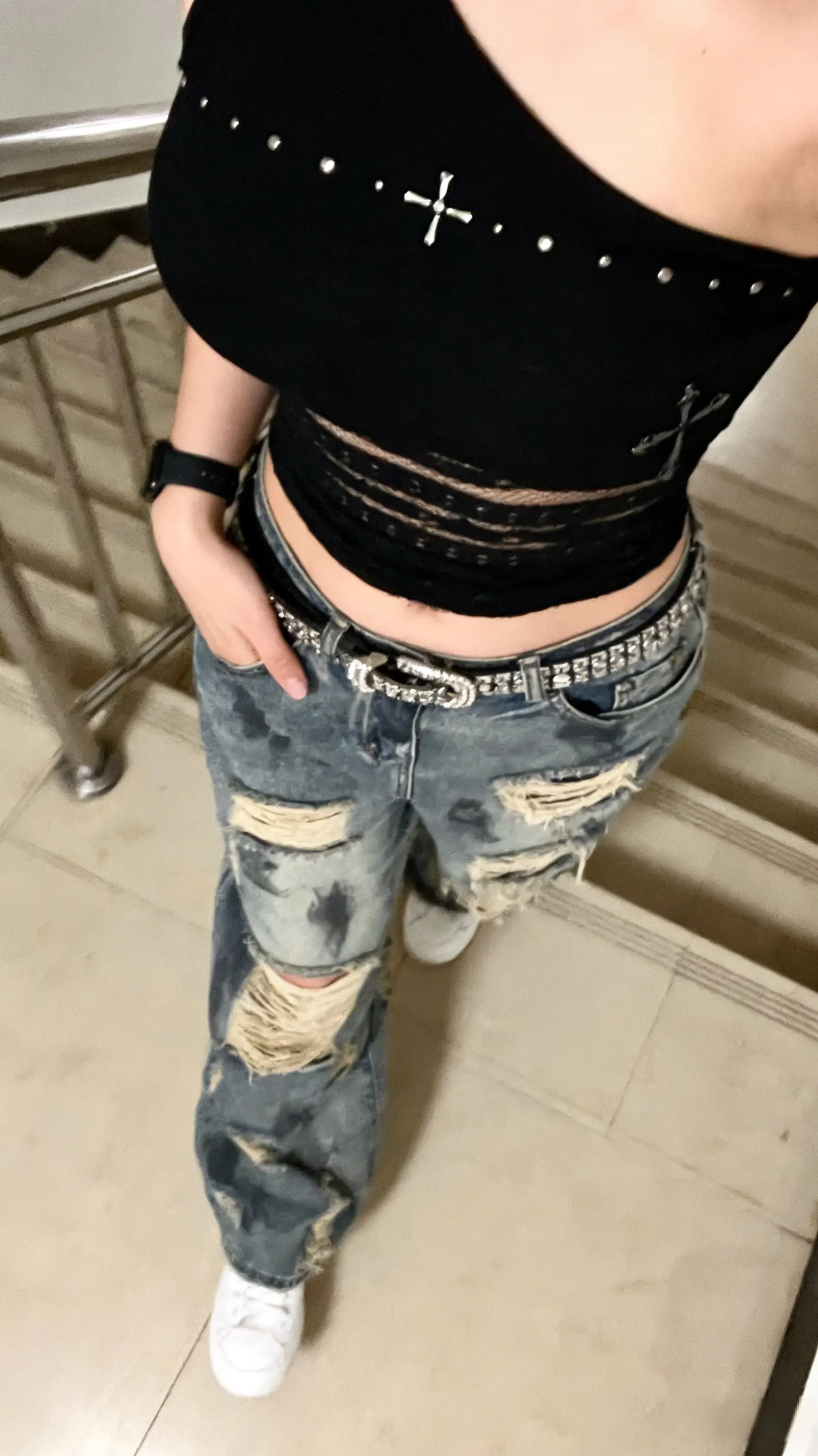 “女人一旦到了一定年龄，一定要懂得控制欲望，除了变美和赚钱，就是享受孤...