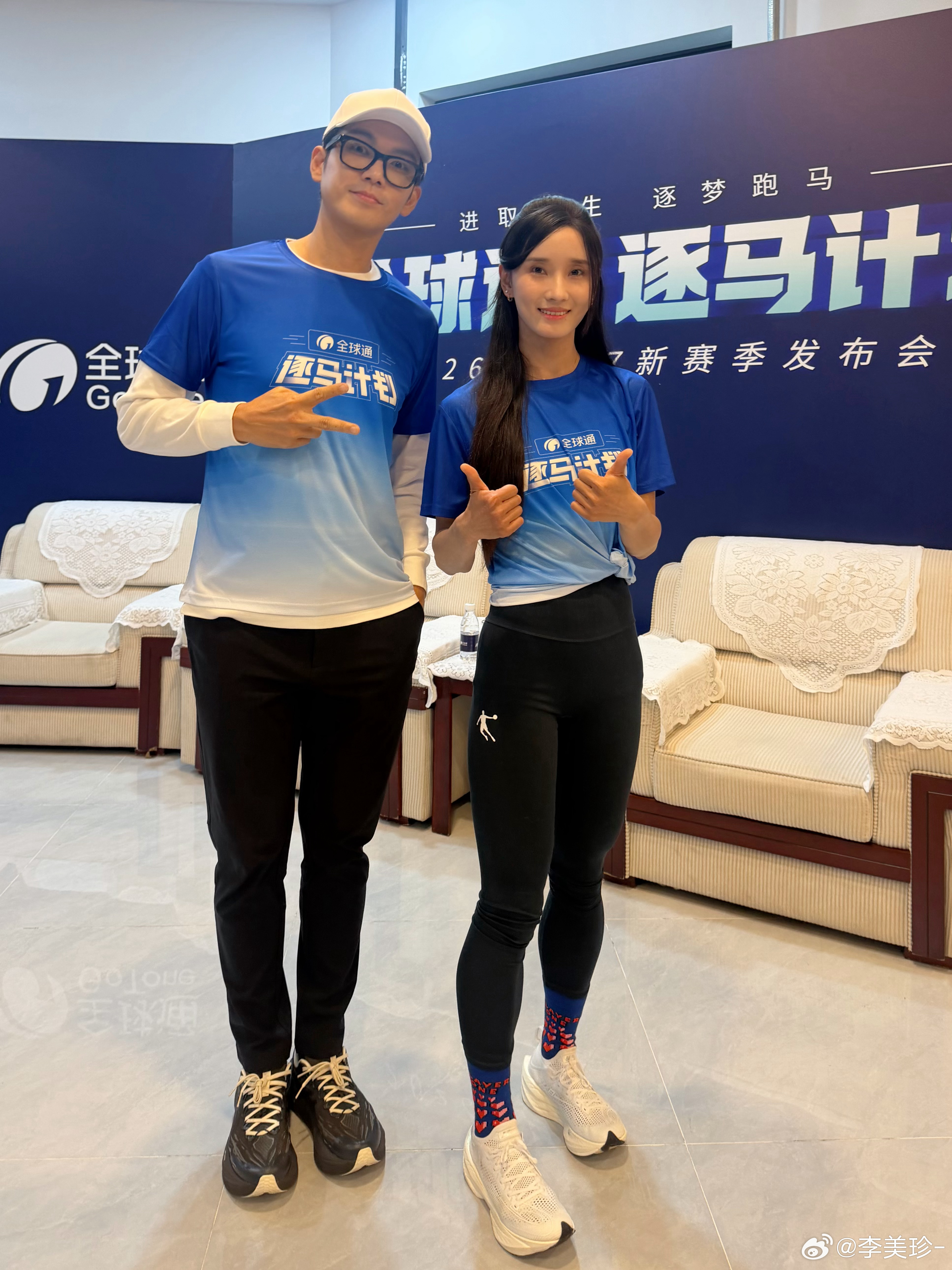 又瘦又高尽显活力，这状态也太好了吧钟汉良