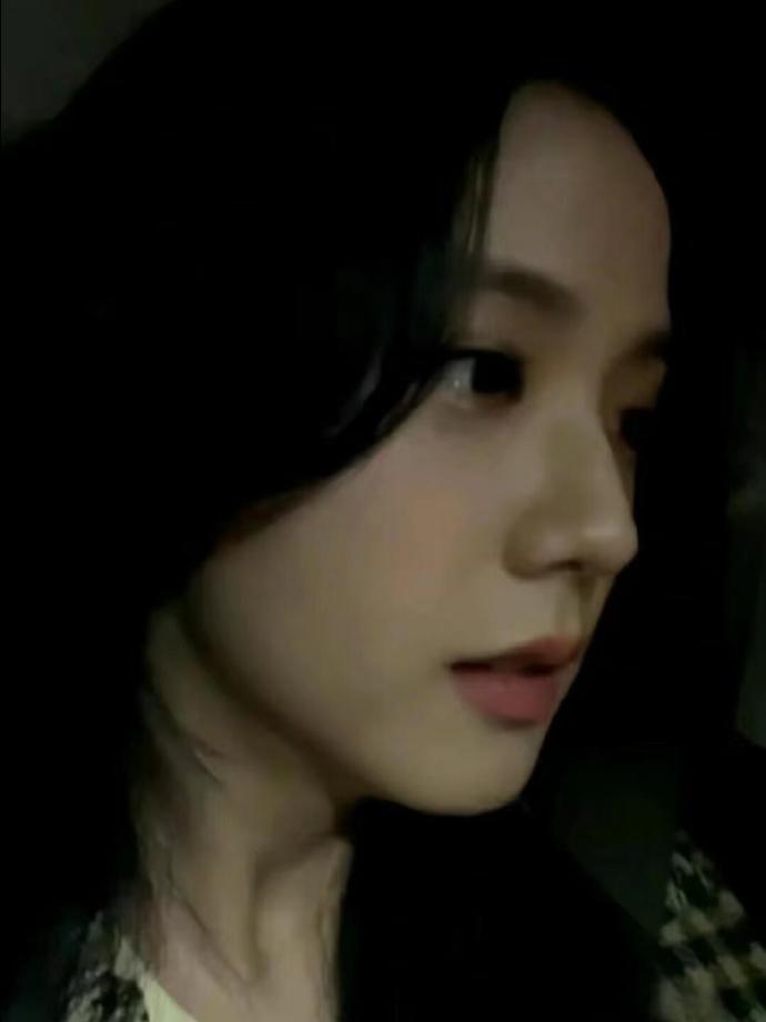 【金智秀】除了妈妈我什么也讲不出来。。。。 