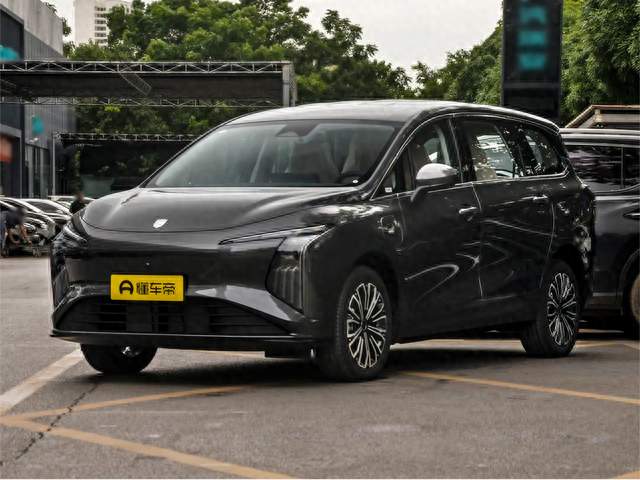 10万级家用SUV！空间大续航强，智能配置拉满，值得一看