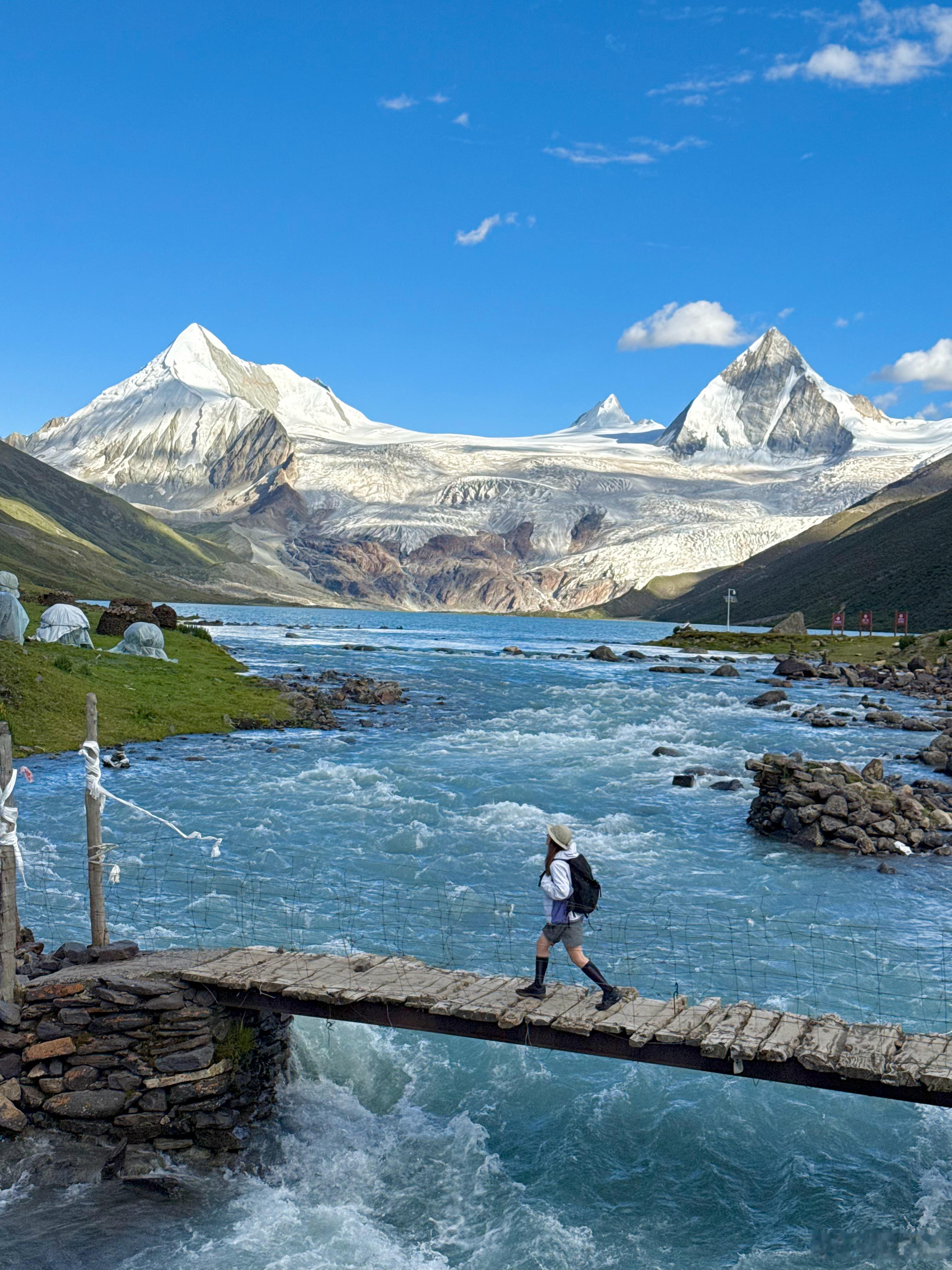 这条的小红书评论下抽3个宝子送天猫玩偶快去冲～28号截止～ ​​​