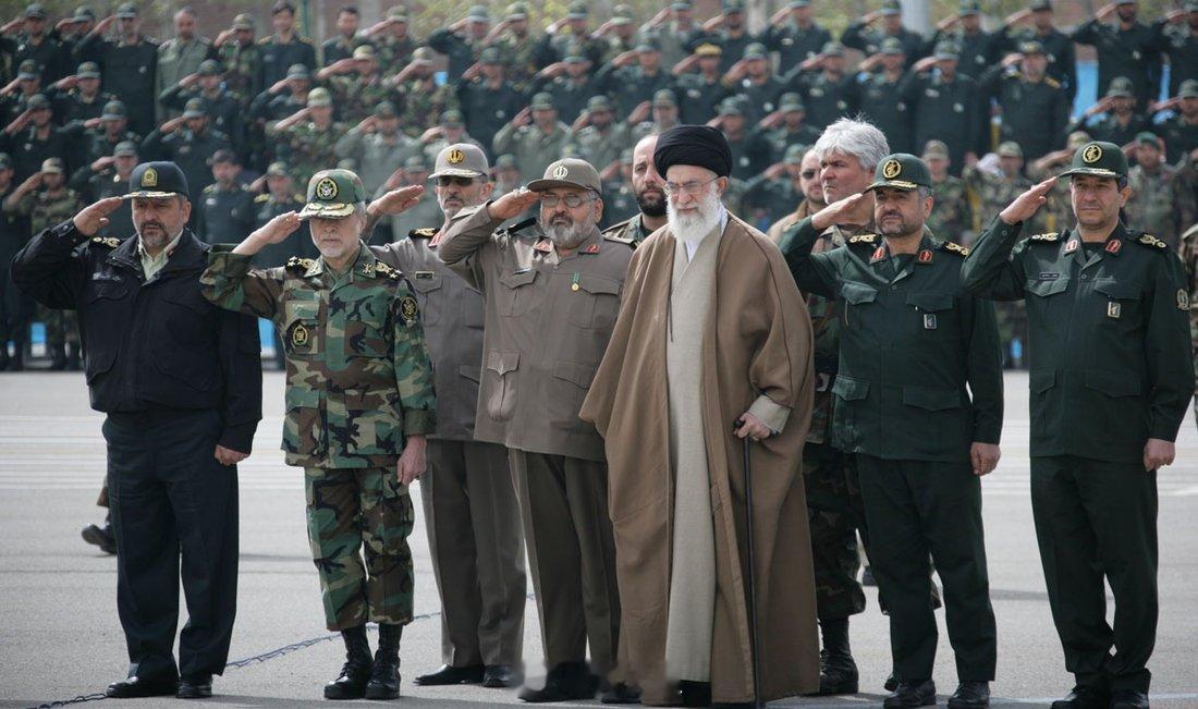 刚刚收到的消息：以色列的《i24》新闻报道称，伊朗正在恢复导弹系统，而以色列别无