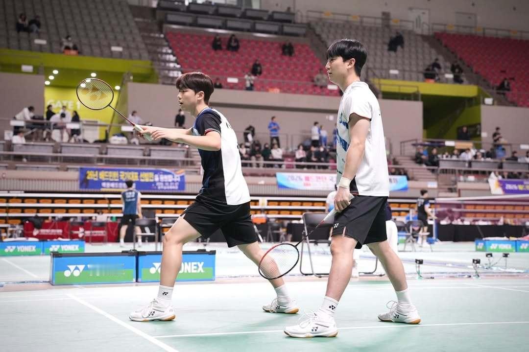 国选男双📸mintonipnida 