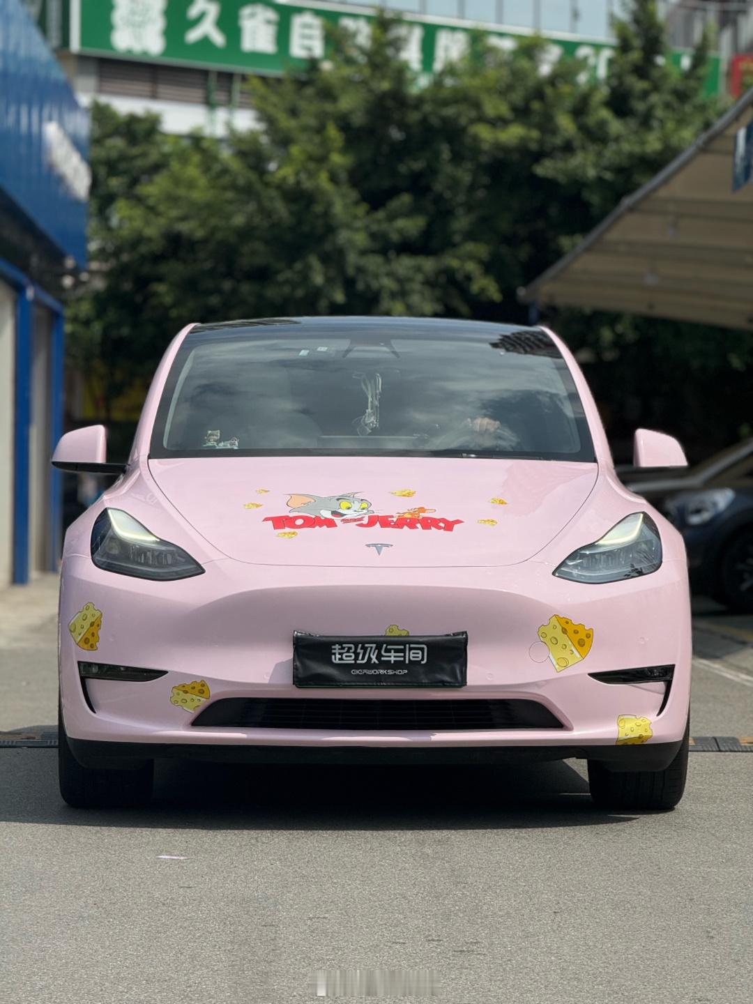 特斯拉Model Y｜𝗧𝗼𝗺&𝗝𝗲𝗿𝗿𝘆定制彩绘重温猫和老鼠的欢