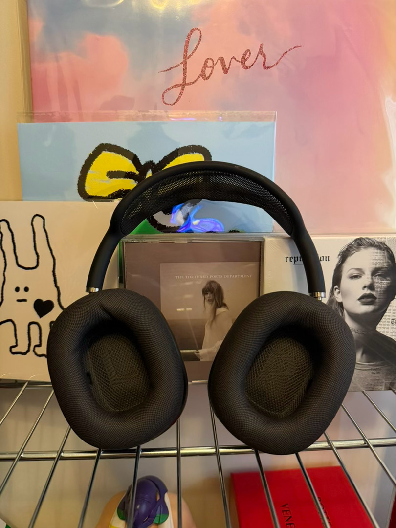 断舍离，airpodmax一代。大概带过20次？只有出差的时候会用。900包邮。