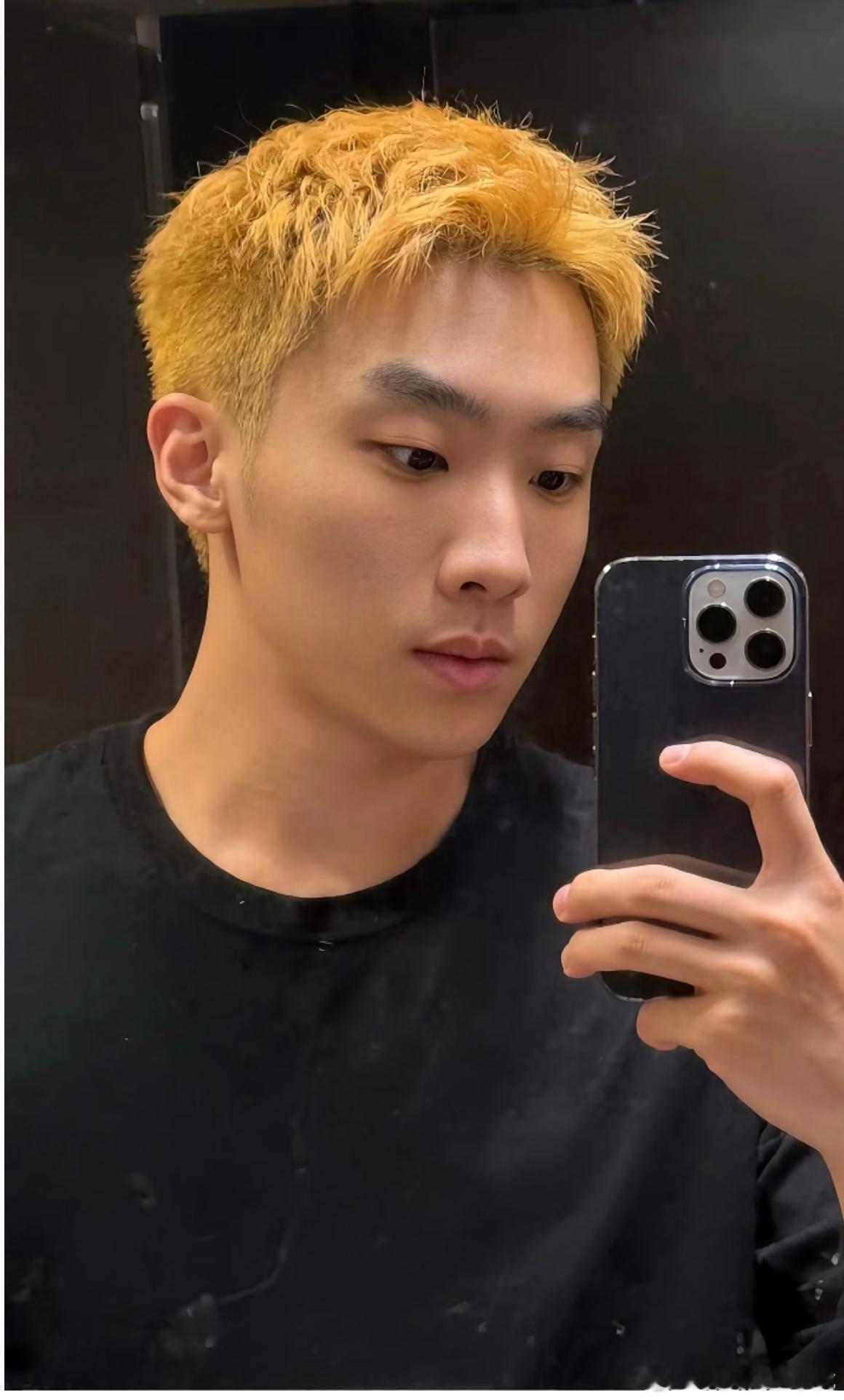 睡得晚和睡得少哪一个伤害大睡好了就行。还是应该满足6小时，才能健健康康。 