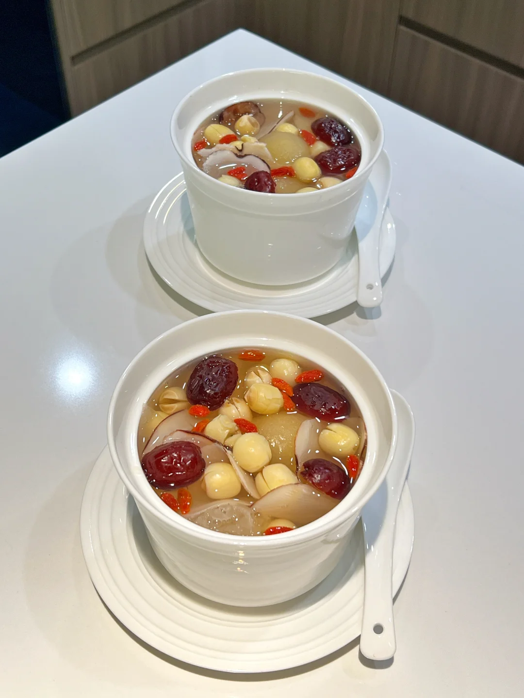 炎热的夏天多喝，皮肤嫩得能掐出水💦