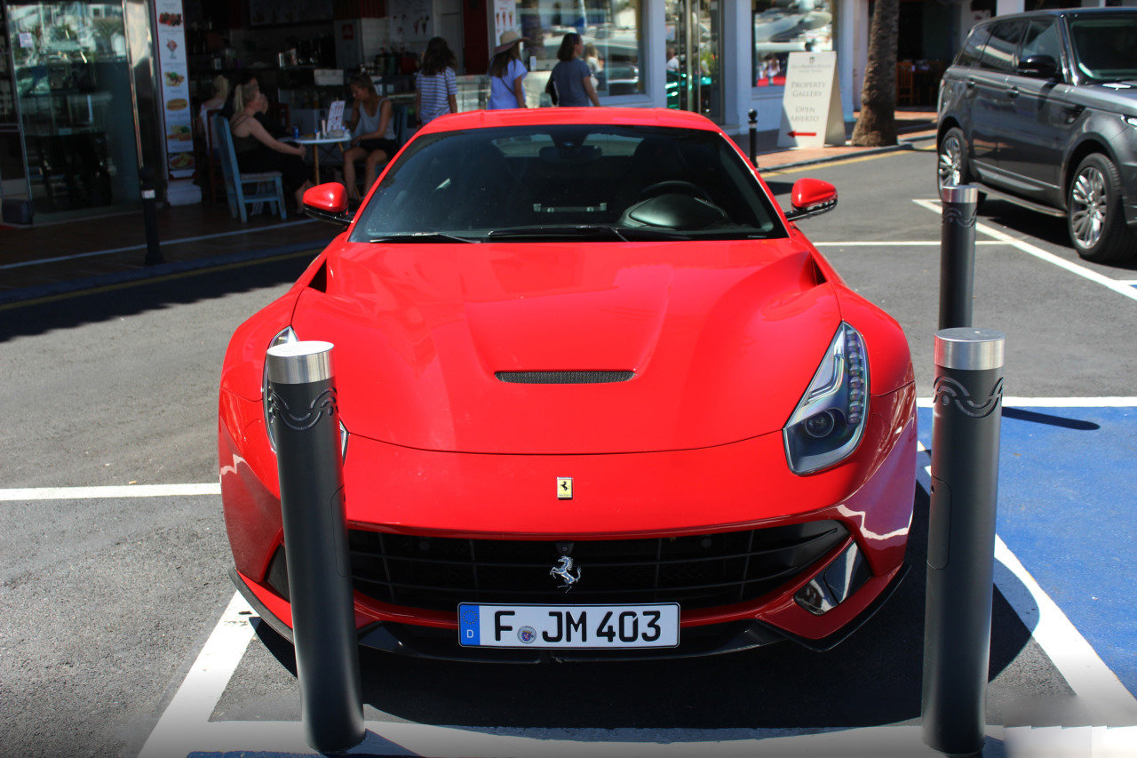 法拉利Ferrari F12berlinetta RevoZport 