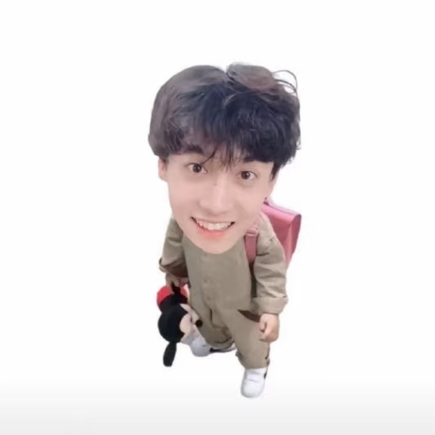 可是婴儿的身体配上30岁褶皱的脸庞别有一番韵味啊 