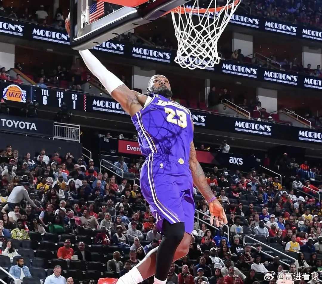 詹姆斯14投13中追平生涯单场命中率纪录，上一次是2013年篮球体育nba 北京