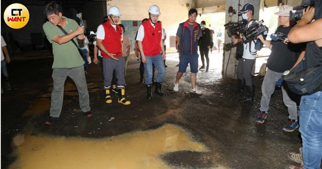 山陀儿台风警报解除后的超大豪雨意外重创北台，绿营侧翼一波波网络空战，瞄准基隆市长