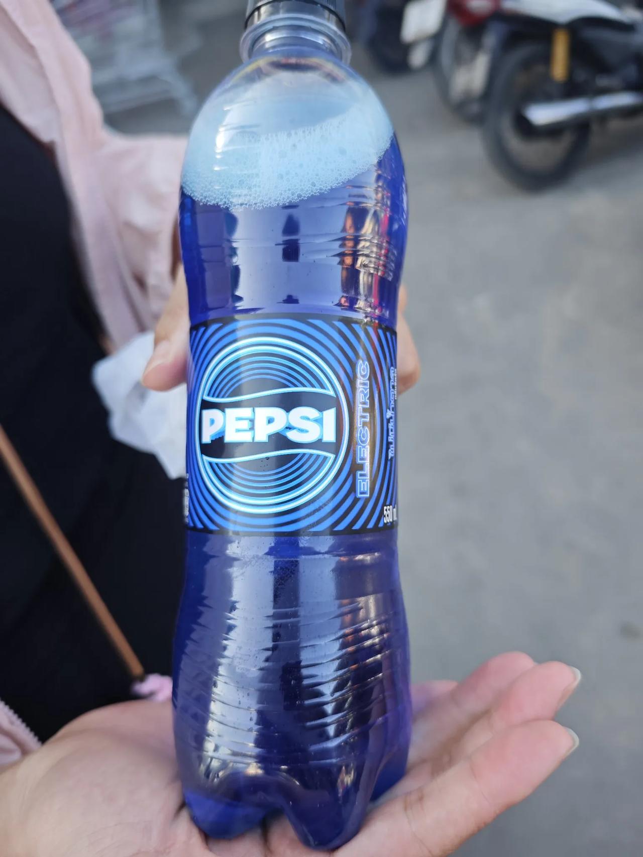 蓝色的可乐喝过吗？